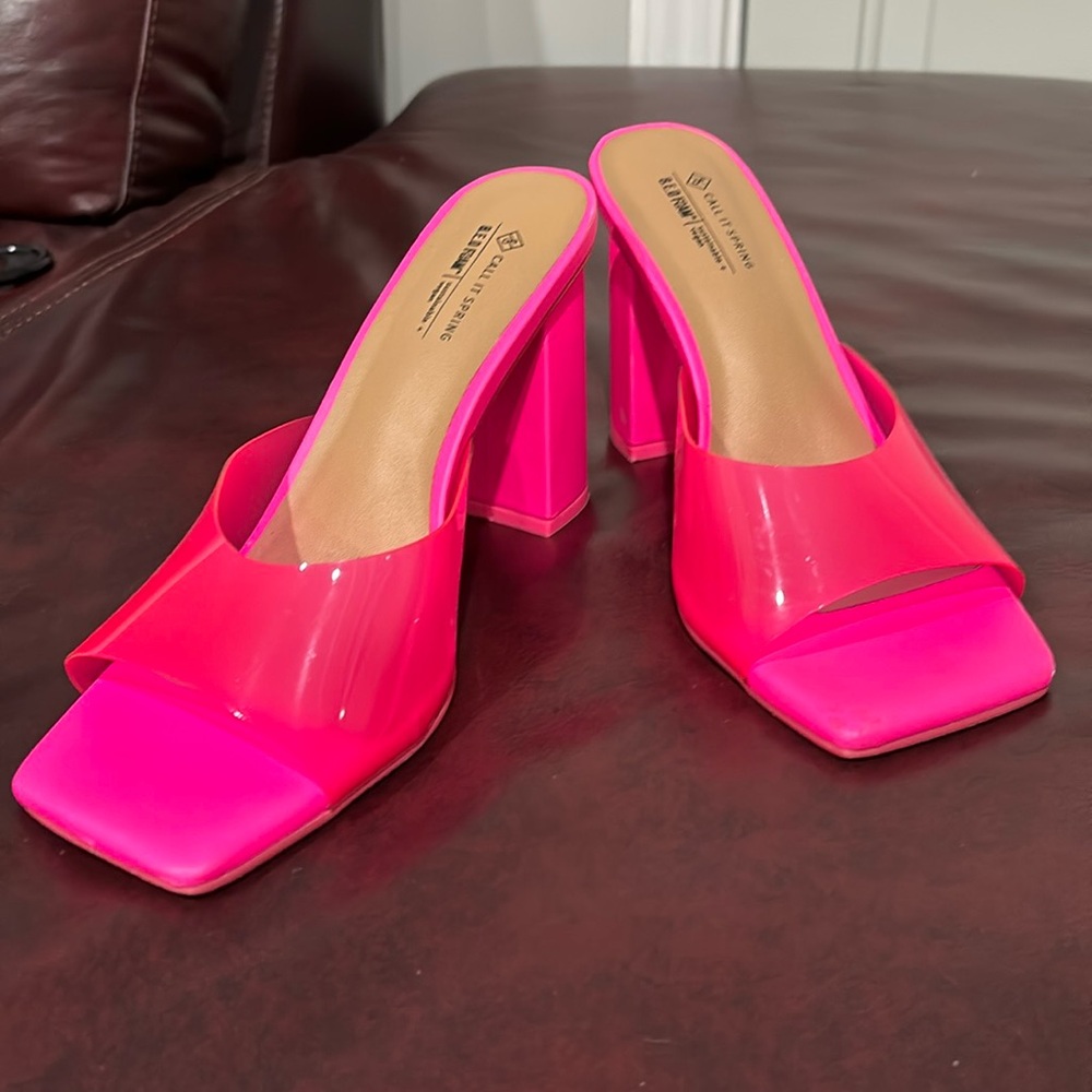 CALL IT SPRING hot pink chunky heel strap sandal